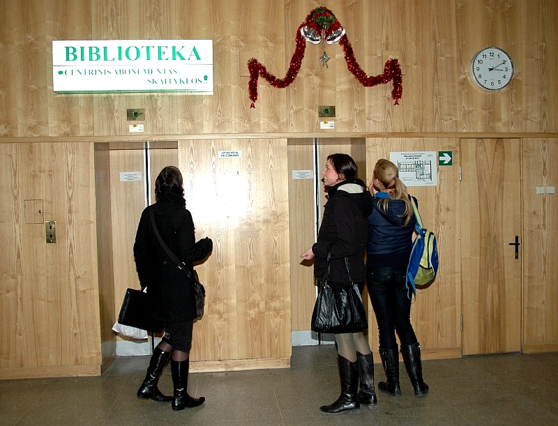 1111.JPG - Į Centrinę biblioteką