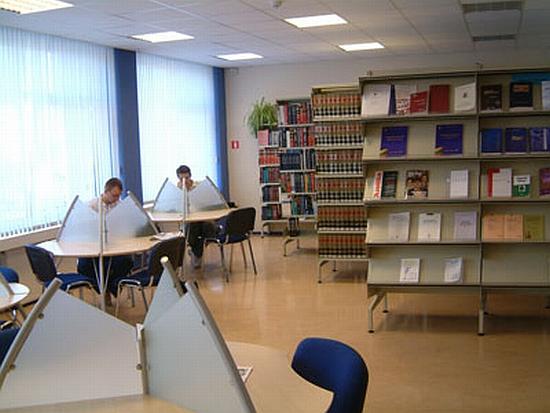 1146.jpg - M. Römerio teisės skaitykla
